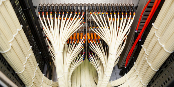 Infraestructura Común Telecomunicaciones en Pirineus · Instalación de infraestructura común de Telecomunicación Redes 5G y 4G LTE