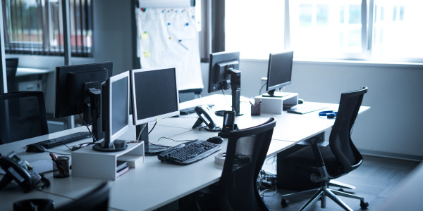 Proyectos de ICT Oficinas / Locales Comerciales la Vansa i Fórnols · Proyecto Oficinas / Locales Comerciales Procesamiento remoto de datos