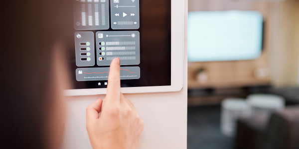 Redacción / Implantación / Legalización de Proyectos ICT la Vansa i Fórnols · Automatización y domótica